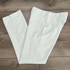 Lululemon Ribbed Softstreme Zip Leg High rise Cropped Pants 25" Bone‎ Size 4